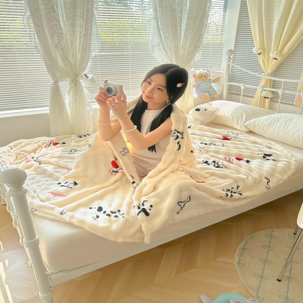 91家纺网 家纺一手货源 找家纺 韩巢家纺 2025新款高克重泡泡绒毛毯多功能牛奶绒毯子支持跨境电商 波点萌狗