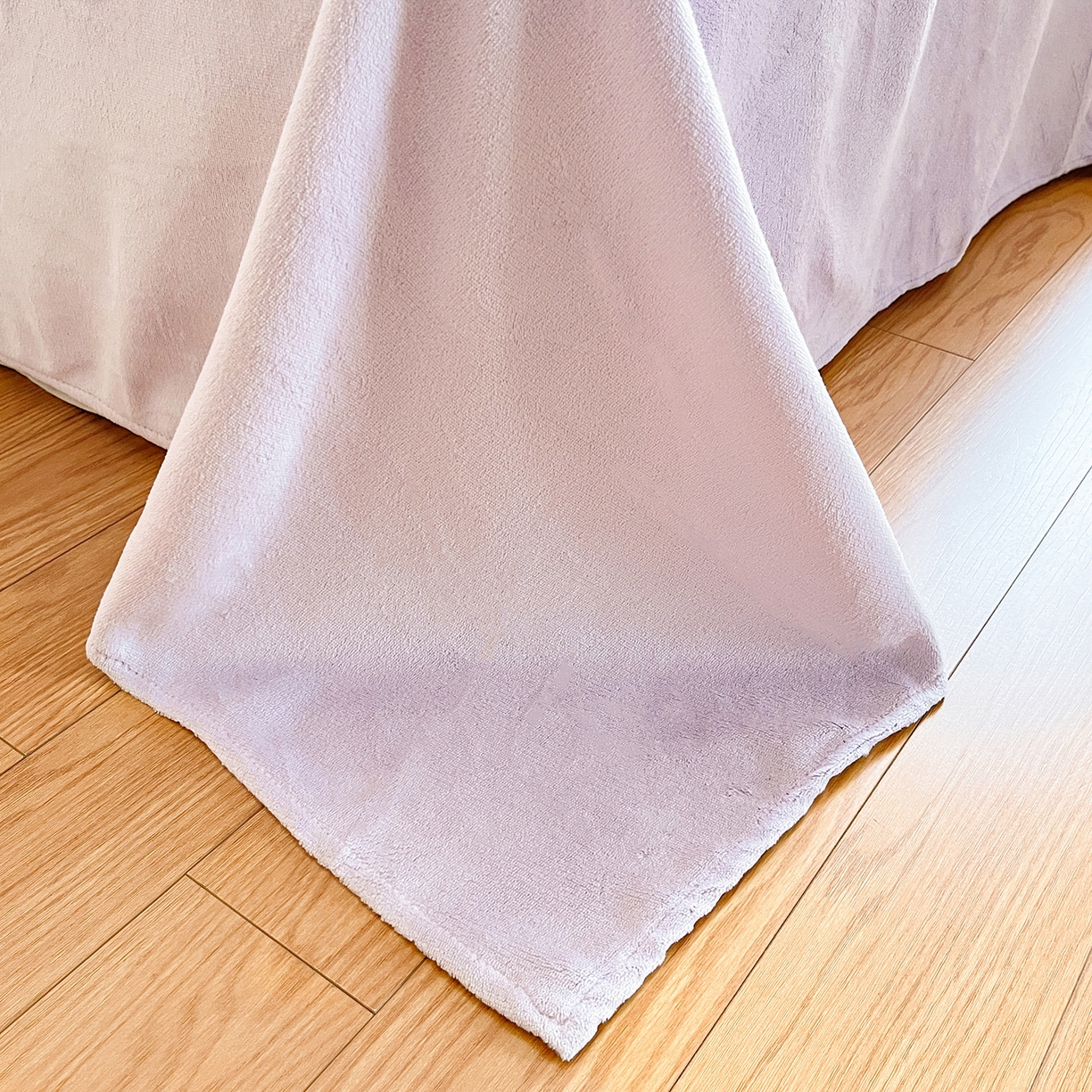 91家纺网 家纺一手货源 找家纺 金爱家 2025新款A类三丽鸥授权Kitty兔毛贴布绣毛巾绣印加绣卡通少女加厚牛奶绒系列四件套 绒贴布绣-少女库洛米