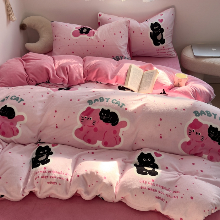 小叮当家纺仓储工厂店 买家秀 爆款花型2025新款秋冬保暖高克重牛奶绒小清新印花四件套系列-风格一 胖球儿