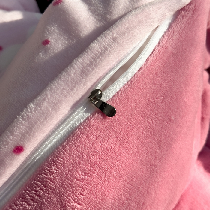 91家纺网 家纺一手货源 找家纺 小叮当家纺仓储工厂店 买家秀 爆款花型2025新款秋冬保暖高克重牛奶绒小清新印花四件套系列-风格一 胖球儿