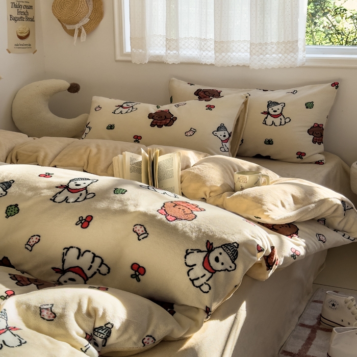 91家纺网 家纺一手货源 找家纺 小叮当家纺仓储工厂店 买家秀 爆款花型2025新款秋冬保暖高克重牛奶绒小清新印花四件套系列-风格一 圣诞装扮