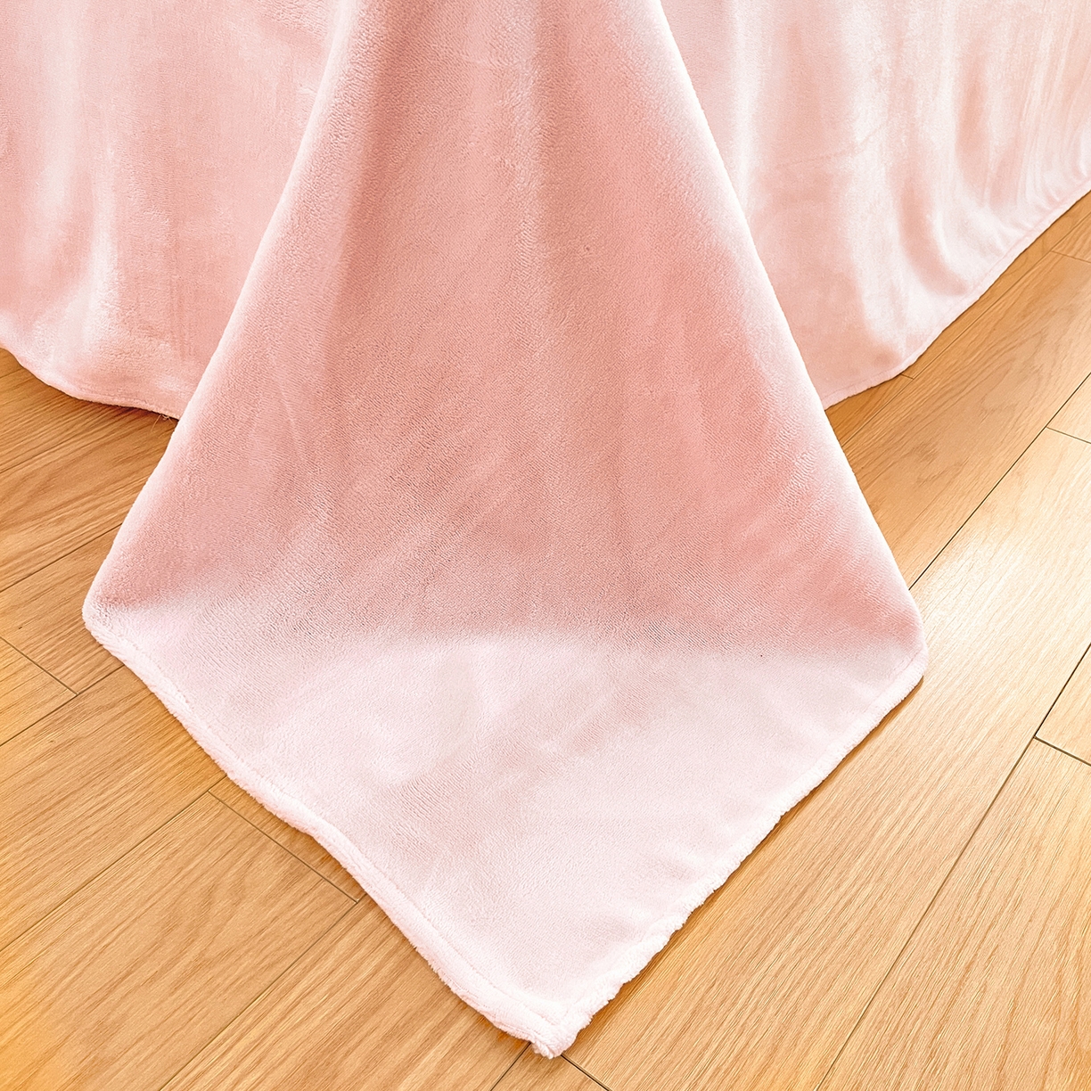 91家纺网 家纺一手货源 找家纺 金爱家 2025新款A类三丽鸥授权Kitty兔毛贴布绣毛巾绣印加绣卡通少女加厚牛奶绒系列四件套 绒贴布绣-晚安美乐蒂