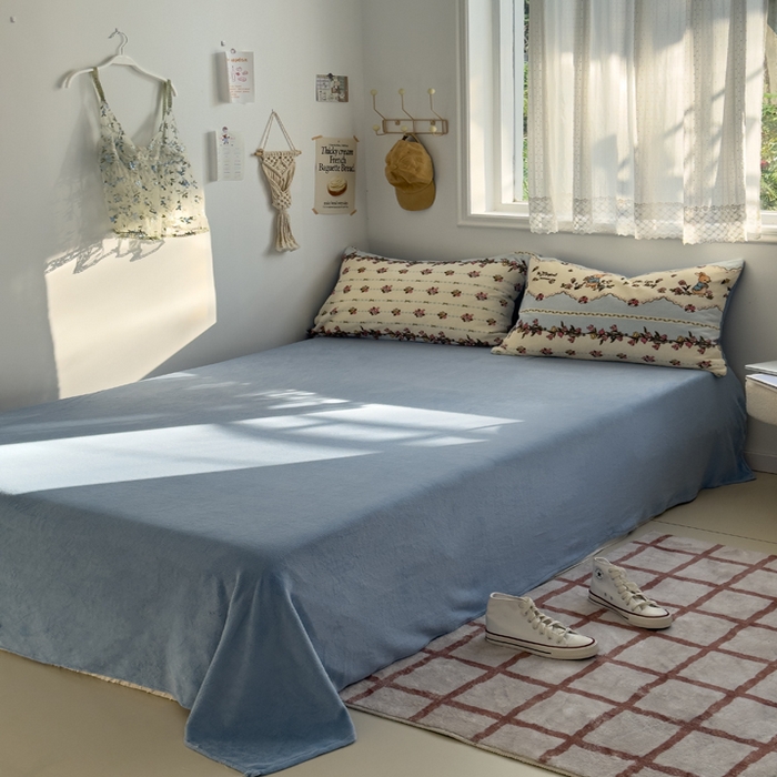 91家纺网 家纺一手货源 找家纺 小叮当家纺仓储工厂店 买家秀 爆款花型2025新款秋冬保暖高克重牛奶绒小清新印花四件套系列-风格一 小兔卡卡