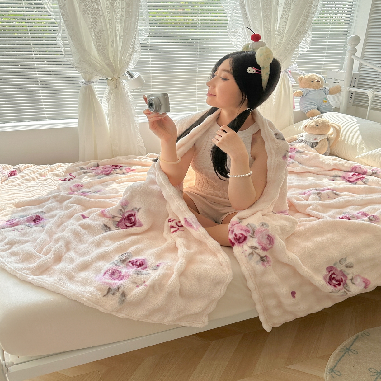 91家纺网 家纺一手货源 找家纺 韩巢家纺 2025新款高克重泡泡绒毛毯多功能牛奶绒毯子支持跨境电商 玫瑰情缘