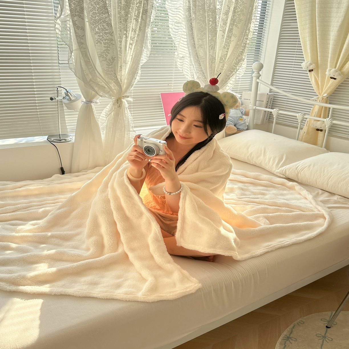 91家纺网 家纺一手货源 找家纺 韩巢家纺 2025新款高克重泡泡绒毛毯多功能牛奶绒毯子支持跨境电商 奶白