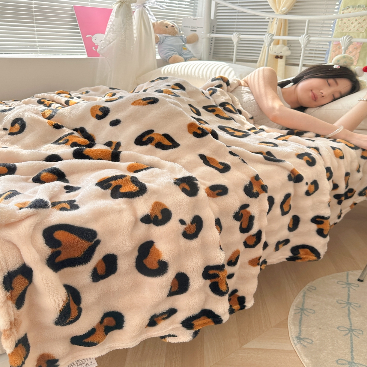 91家纺网 家纺一手货源 找家纺 韩巢家纺 2025新款高克重泡泡绒毛毯多功能牛奶绒毯子支持跨境电商 托斯卡纳豹纹