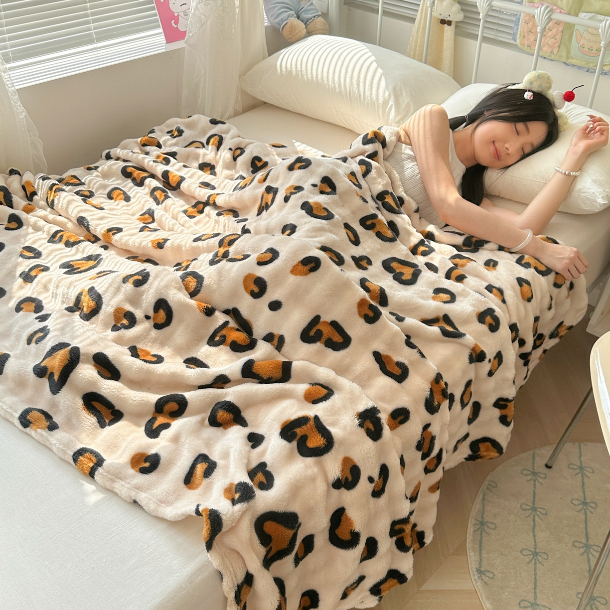 91家纺网 家纺一手货源 找家纺 韩巢家纺 2025新款高克重泡泡绒毛毯多功能牛奶绒毯子支持跨境电商 托斯卡纳豹纹