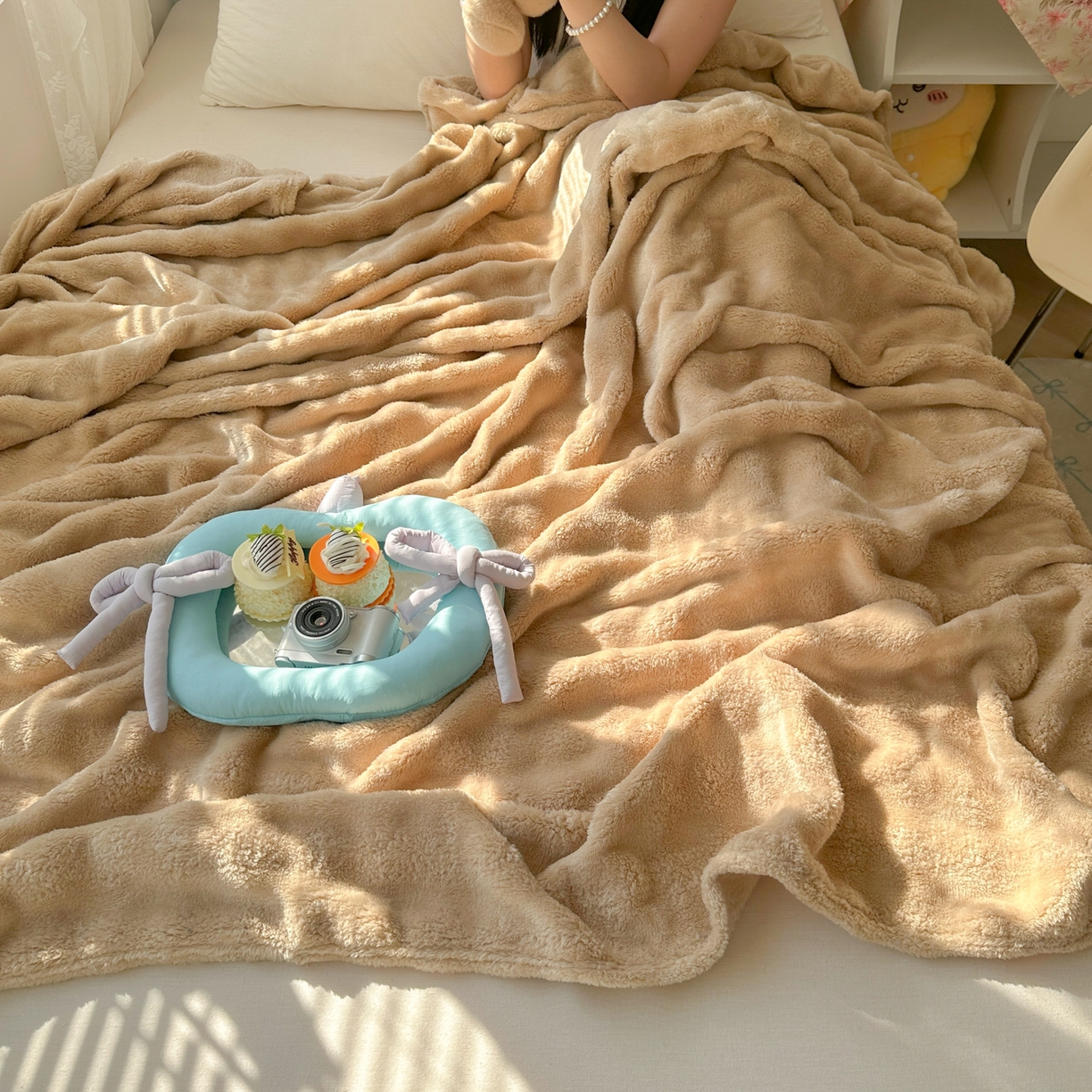 91家纺网 家纺一手货源 找家纺 韩巢家纺 2025新款高克重泡泡绒毛毯多功能牛奶绒毯子支持跨境电商 香槟色