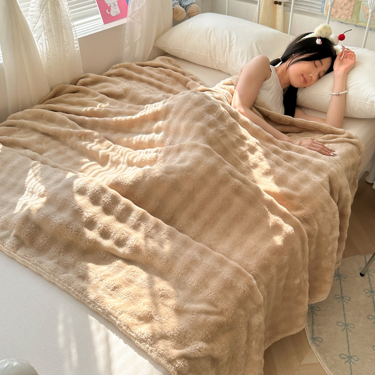 91家纺网 家纺一手货源 找家纺 韩巢家纺 2025新款高克重泡泡绒毛毯多功能牛奶绒毯子支持跨境电商 香槟色