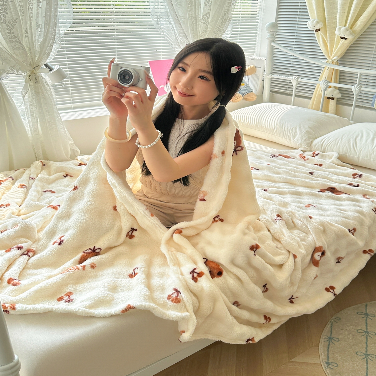 91家纺网 家纺一手货源 找家纺 韩巢家纺 2025新款高克重泡泡绒毛毯多功能牛奶绒毯子支持跨境电商 樱桃小熊