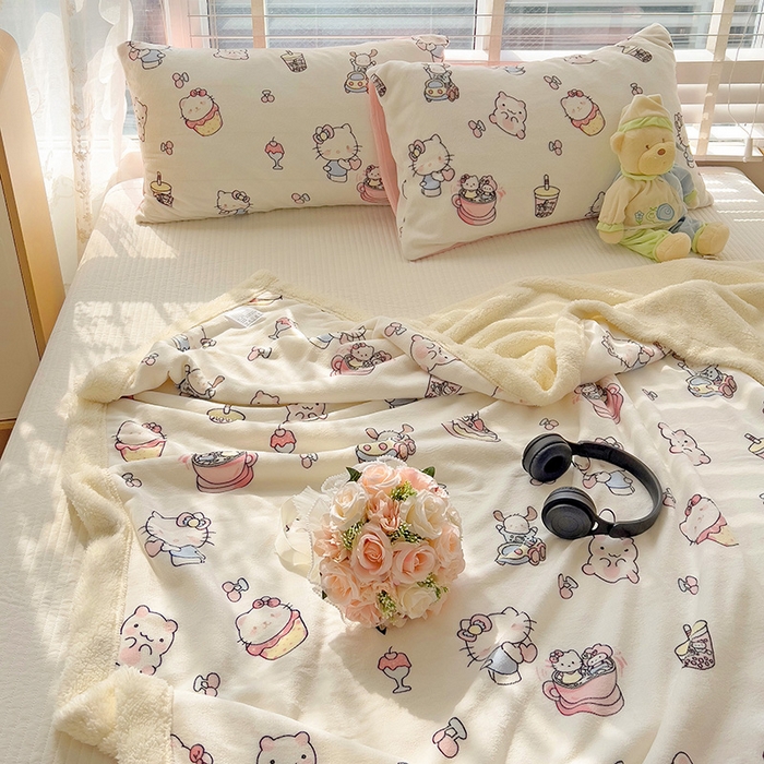 91家纺网 家纺一手货源 找家纺 小叮当家纺仓储工厂店 买家秀 爆款花型2025新款牛奶绒洛丽塔小清新印花系列毛毯毯子 小甜猫