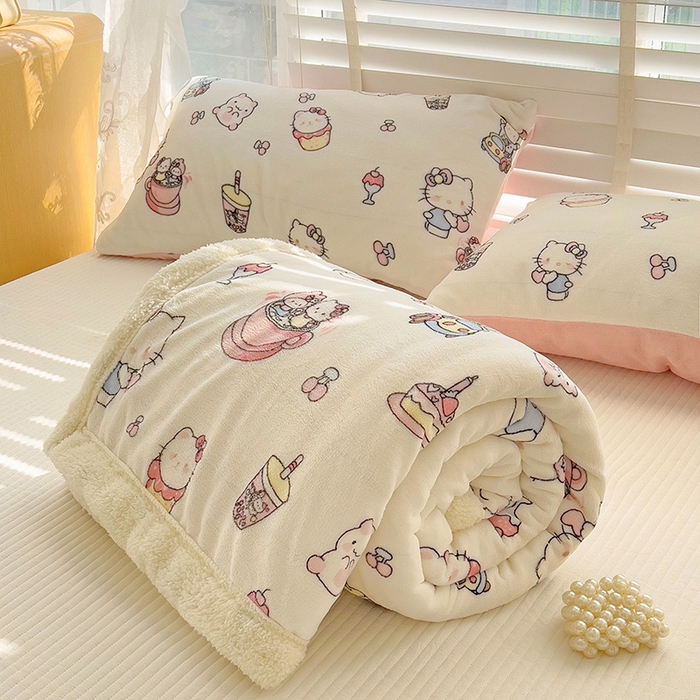 91家纺网 家纺一手货源 找家纺 小叮当家纺仓储工厂店 买家秀 爆款花型2025新款牛奶绒洛丽塔小清新印花系列毛毯毯子 小甜猫