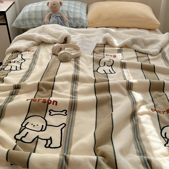 91家纺网 家纺一手货源 找家纺 小叮当家纺仓储工厂店 买家秀 爆款花型2025新款牛奶绒洛丽塔小清新印花系列毛毯毯子 呆萌狗狗