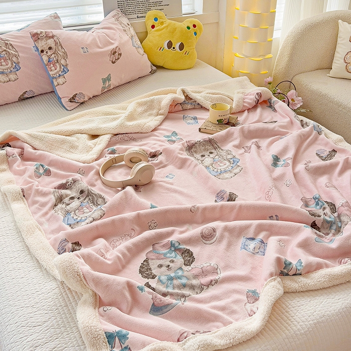 91家纺网 家纺一手货源 找家纺 小叮当家纺仓储工厂店 买家秀 爆款花型2025新款牛奶绒洛丽塔小清新印花系列毛毯毯子 花花狗和斑斑兔