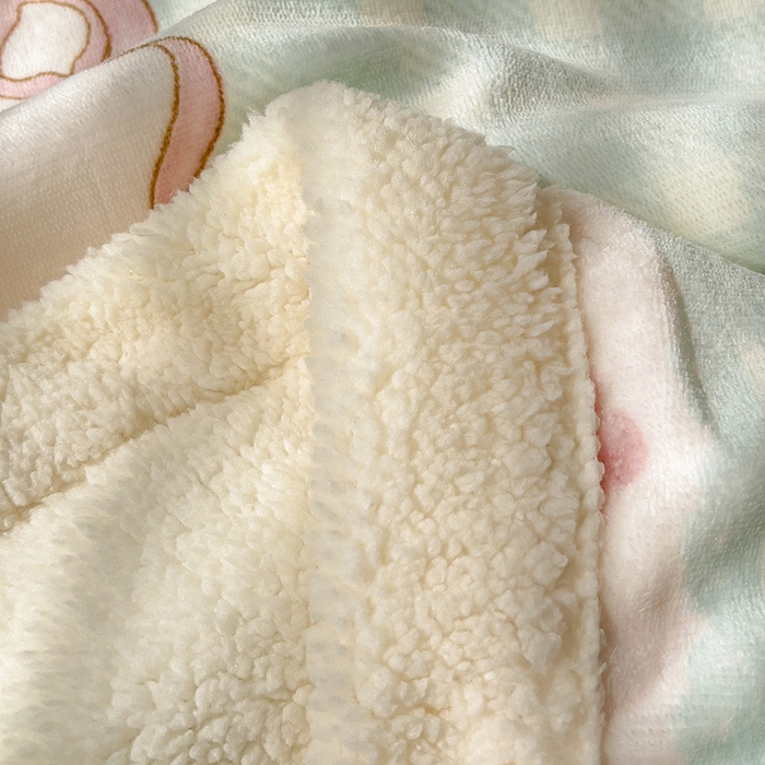 91家纺网 家纺一手货源 找家纺 小叮当家纺仓储工厂店 买家秀 爆款花型2025新款牛奶绒洛丽塔小清新印花系列毛毯毯子 萝莉小兔