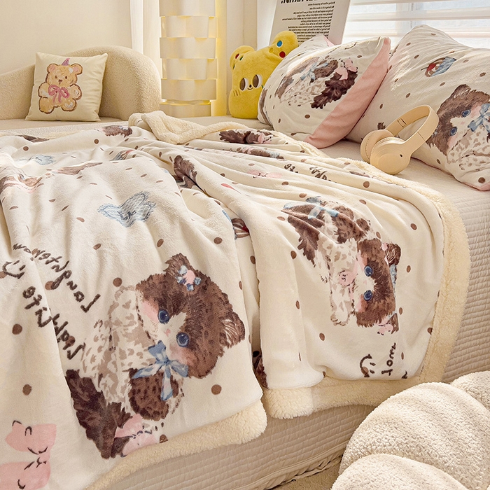 91家纺网 家纺一手货源 找家纺 小叮当家纺仓储工厂店 买家秀 爆款花型2025新款牛奶绒洛丽塔小清新印花系列毛毯毯子 猫咪公主