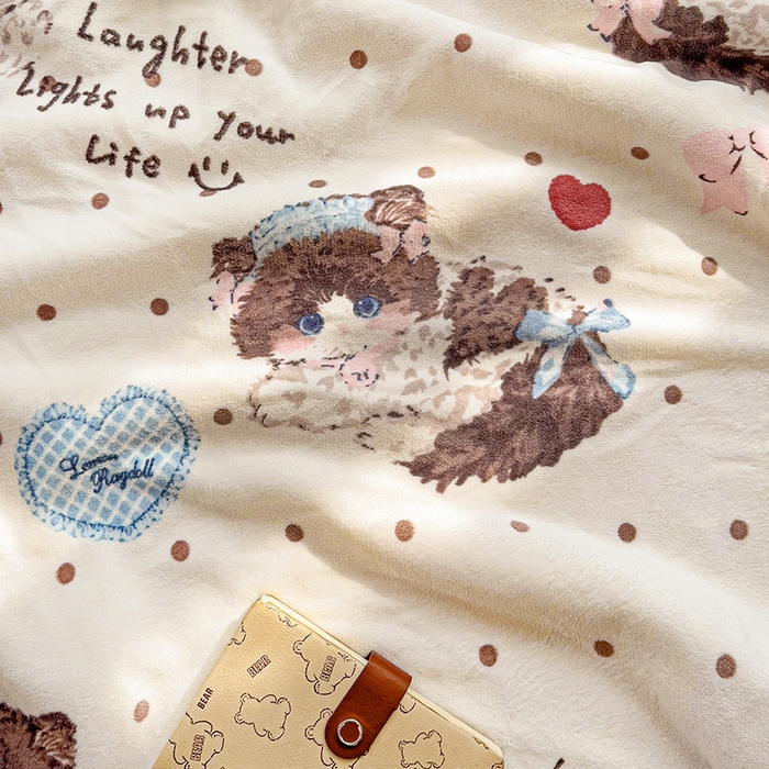 91家纺网 家纺一手货源 找家纺 小叮当家纺仓储工厂店 买家秀 爆款花型2025新款牛奶绒洛丽塔小清新印花系列毛毯毯子 猫咪公主