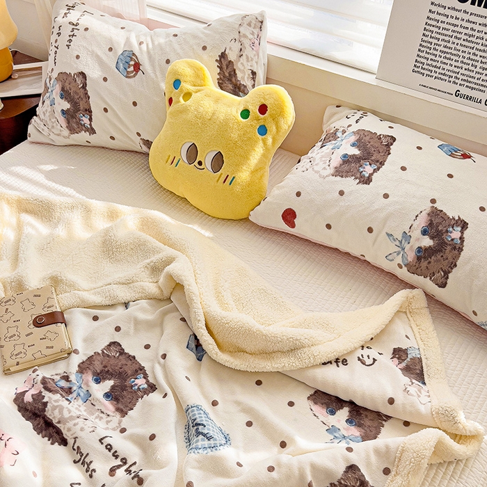 91家纺网 家纺一手货源 找家纺 小叮当家纺仓储工厂店 买家秀 爆款花型2025新款牛奶绒洛丽塔小清新印花系列毛毯毯子 猫咪公主