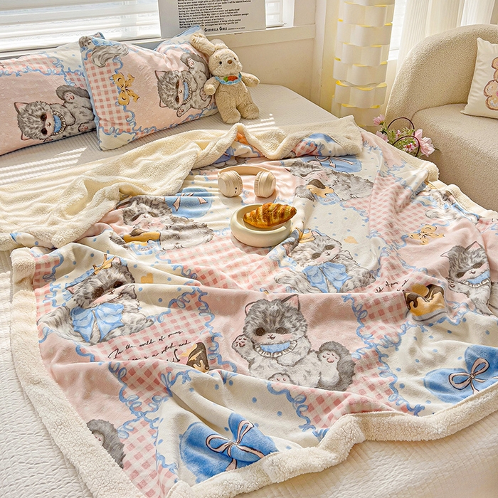 91家纺网 家纺一手货源 找家纺 小叮当家纺仓储工厂店 买家秀 爆款花型2025新款牛奶绒洛丽塔小清新印花系列毛毯毯子 寿星喵