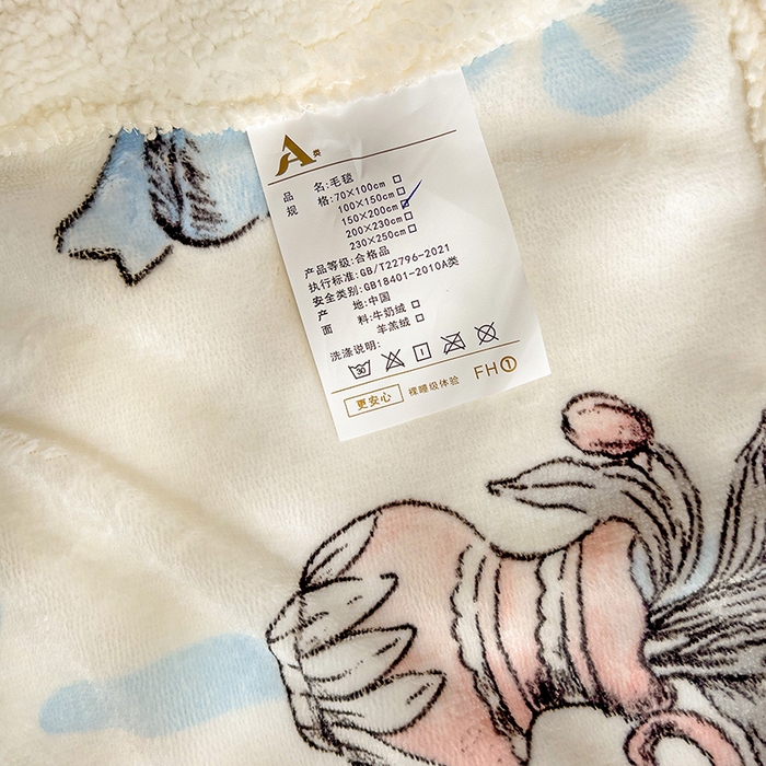 91家纺网 家纺一手货源 找家纺 小叮当家纺仓储工厂店 买家秀 爆款花型2025新款牛奶绒洛丽塔小清新印花系列毛毯毯子 甜美女孩