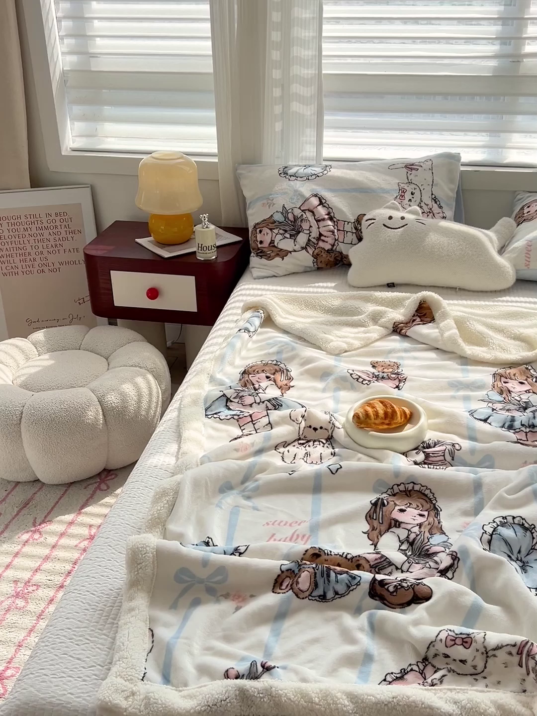 91家纺网 家纺一手货源 找家纺 小叮当家纺仓储工厂店 买家秀 爆款花型2025新款牛奶绒洛丽塔小清新印花系列毛毯毯子 甜美女孩