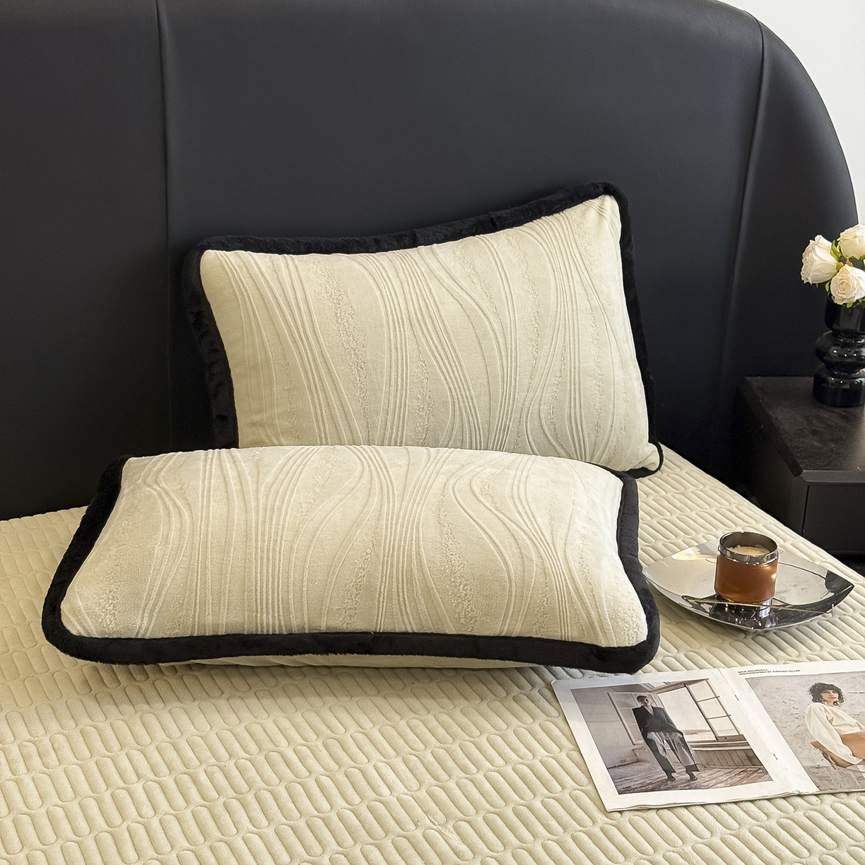 91家纺网 家纺一手货源 找家纺 懒猫家纺 2025新款宽包边雕花绒四件套 波纹艺术