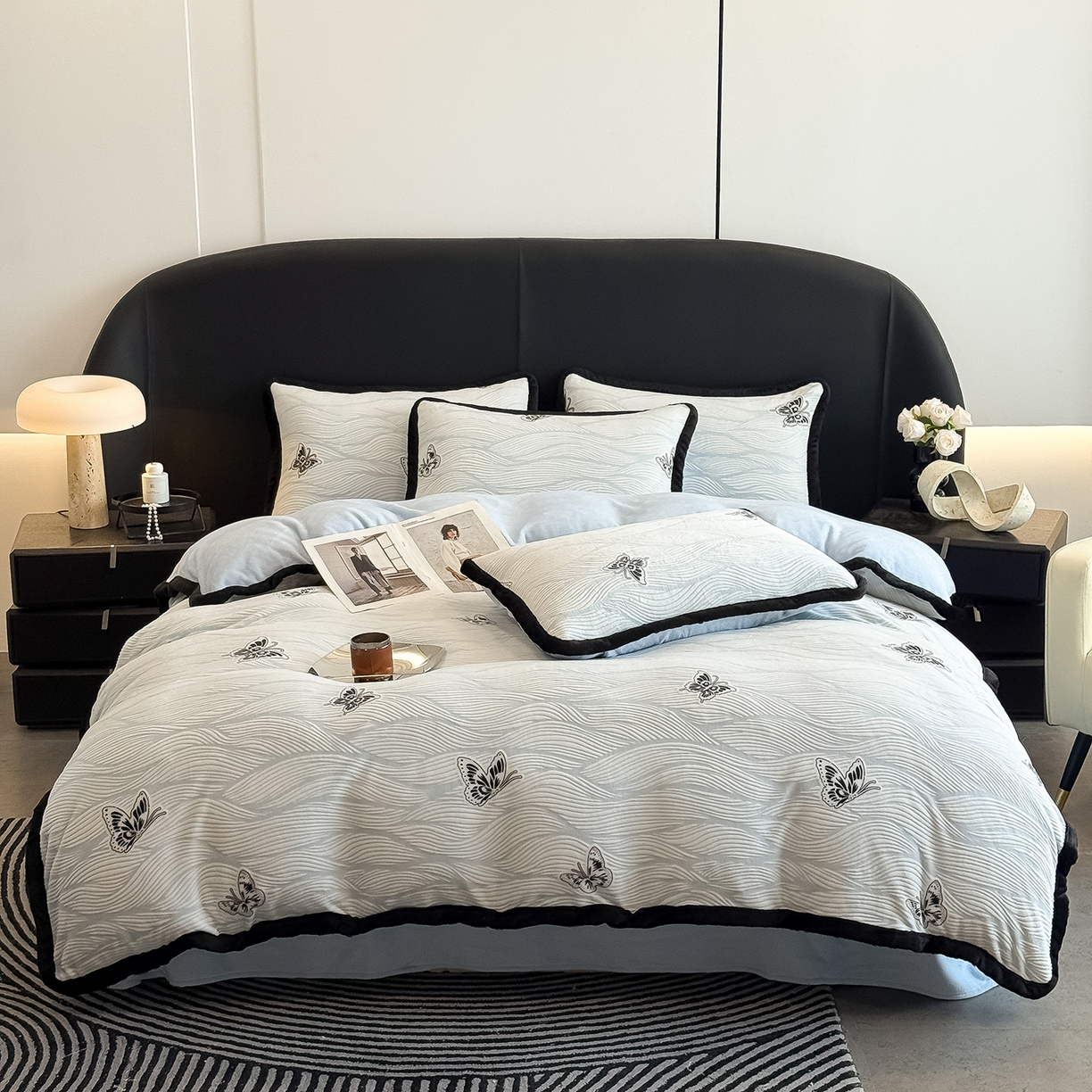 懒猫家纺 2025新款宽包边雕花绒四件套 蝴蝶海浪