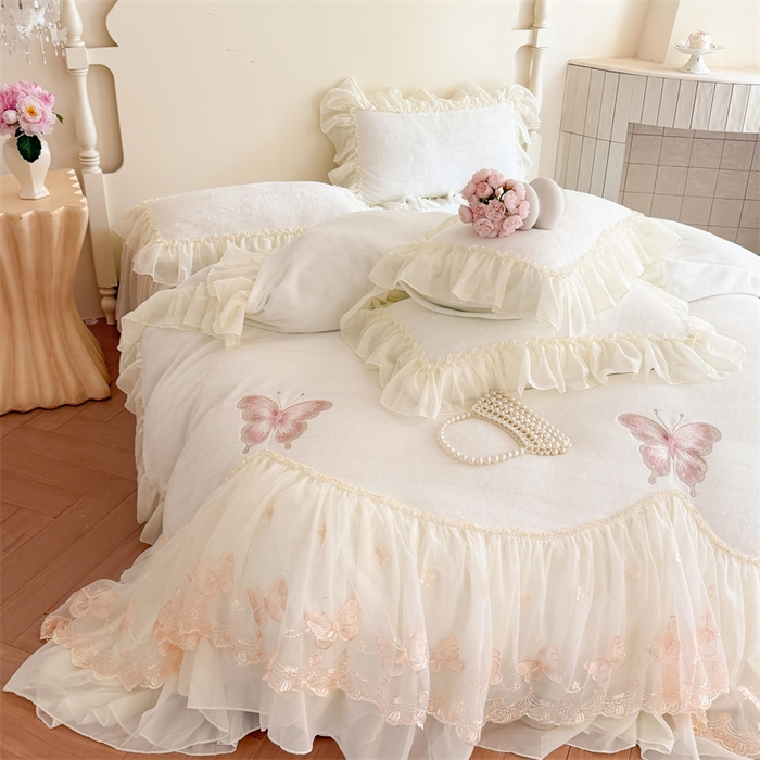 91家纺网 家纺一手货源 找家纺 富盛家纺 2025新款牛奶绒床裙款蕾丝刺绣四件套韩版法式公主风--睡美人系列 睡美人-白