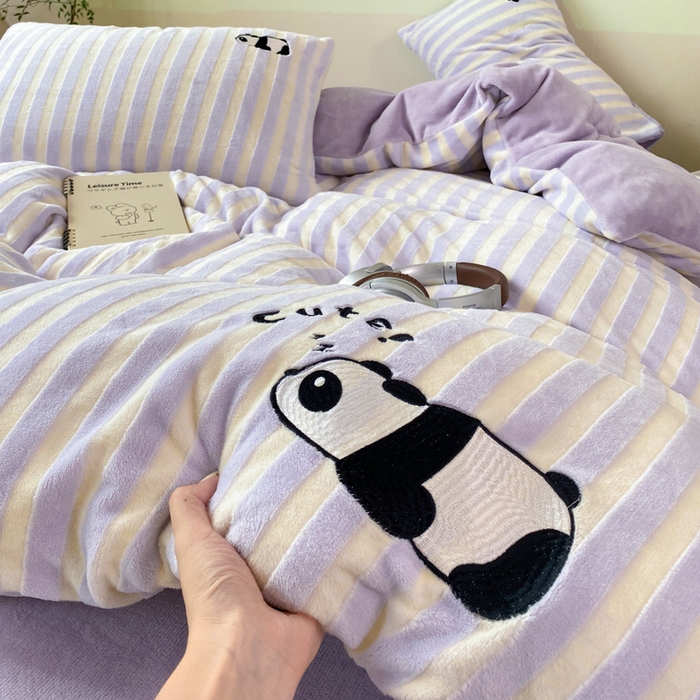 91家纺网 家纺一手货源 找家纺 小叮当家纺仓储工厂店 买家秀 爆款花型2025新款小清新绣花四件套系列-永恒韵律 永恒韵律-紫胖胖