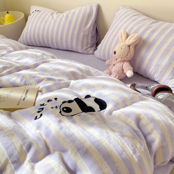 91家纺网 家纺一手货源 找家纺 小叮当家纺仓储工厂店 买家秀 爆款花型2025新款小清新绣花四件套系列-永恒韵律 永恒韵律-紫胖胖