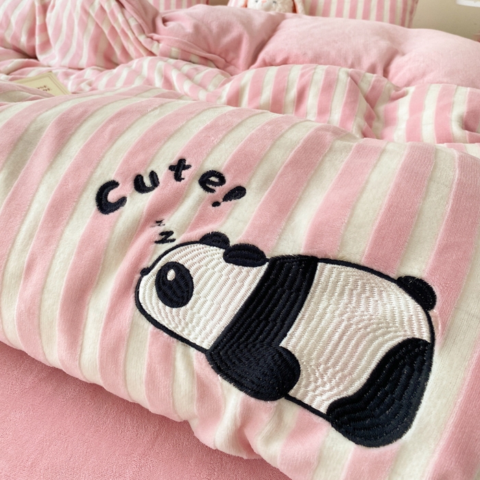 91家纺网 家纺一手货源 找家纺 小叮当家纺仓储工厂店 买家秀 爆款花型2025新款小清新绣花四件套系列-永恒韵律 永恒韵律-粉胖胖