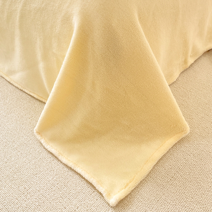 91家纺网 家纺一手货源 找家纺 小叮当家纺仓储工厂店 买家秀 爆款花型2025新款小清新绣花四件套系列-永恒韵律 永恒韵律-黄胖胖