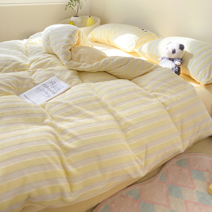 91家纺网 家纺一手货源 找家纺 小叮当家纺仓储工厂店 买家秀 爆款花型2025新款小清新绣花四件套系列-永恒韵律 永恒韵律-黄胖胖