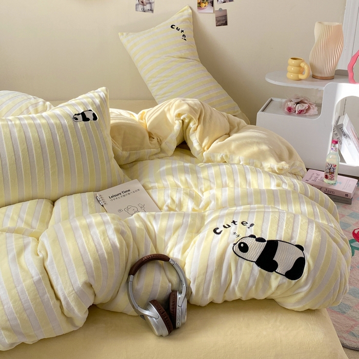 91家纺网 家纺一手货源 找家纺 小叮当家纺仓储工厂店 买家秀 爆款花型2025新款小清新绣花四件套系列-永恒韵律 永恒韵律-黄胖胖