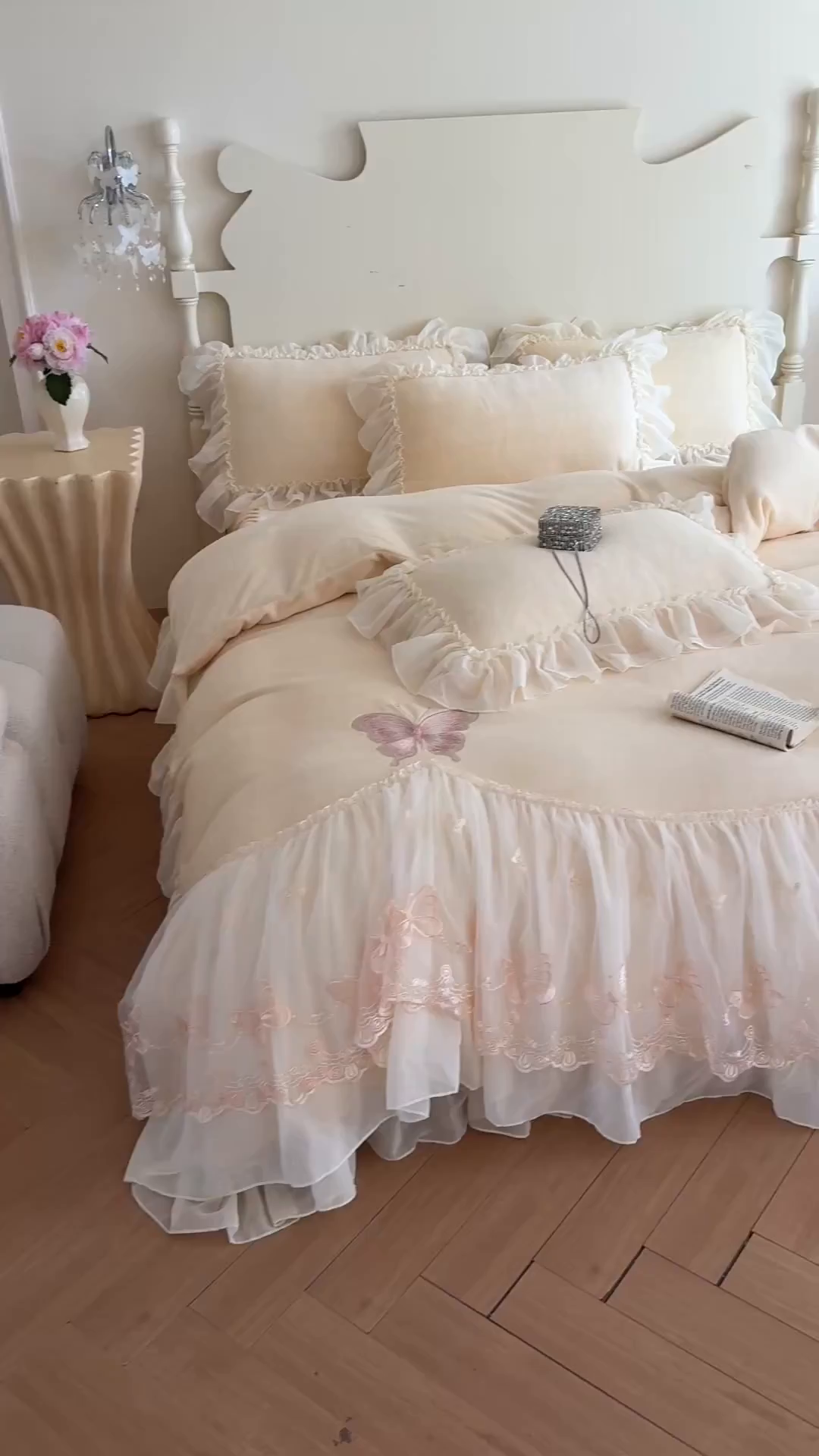 91家纺网 家纺一手货源 找家纺 富盛家纺 2025新款牛奶绒床裙款蕾丝刺绣四件套韩版法式公主风--睡美人系列 睡美人-黄