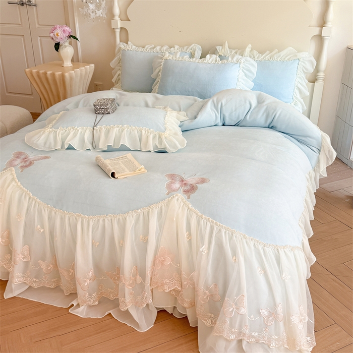 91家纺网 家纺一手货源 找家纺 富盛家纺 2025新款牛奶绒床裙款蕾丝刺绣四件套韩版法式公主风--睡美人系列 睡美人-蓝