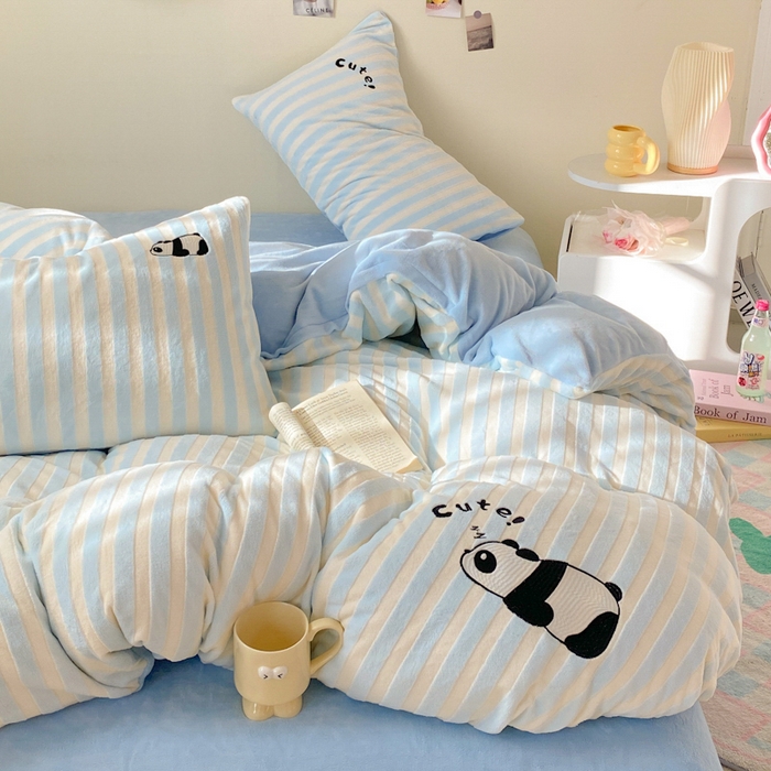 91家纺网 家纺一手货源 找家纺 小叮当家纺仓储工厂店 买家秀 爆款花型2025新款小清新绣花四件套系列-永恒韵律 永恒韵律-蓝胖胖