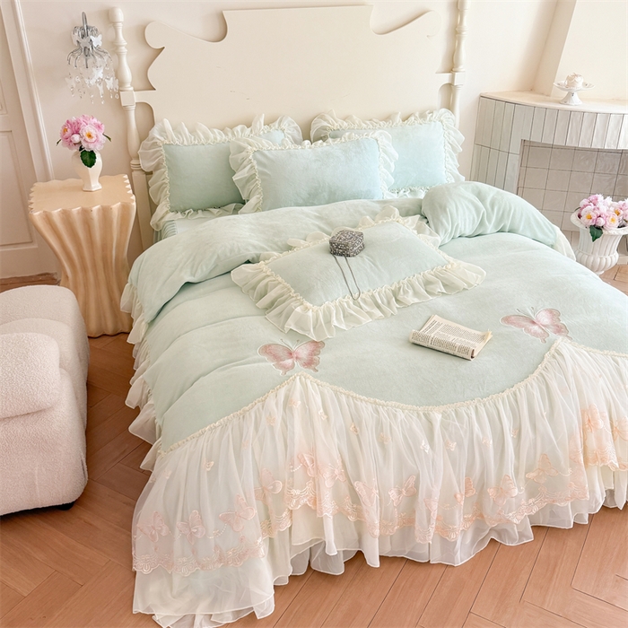 91家纺网 家纺一手货源 找家纺 富盛家纺 2025新款牛奶绒床裙款蕾丝刺绣四件套韩版法式公主风--睡美人系列 睡美人-绿