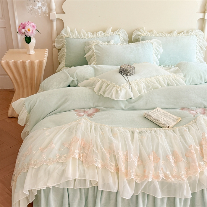 91家纺网 家纺一手货源 找家纺 富盛家纺 2025新款牛奶绒床裙款蕾丝刺绣四件套韩版法式公主风--睡美人系列 睡美人-绿