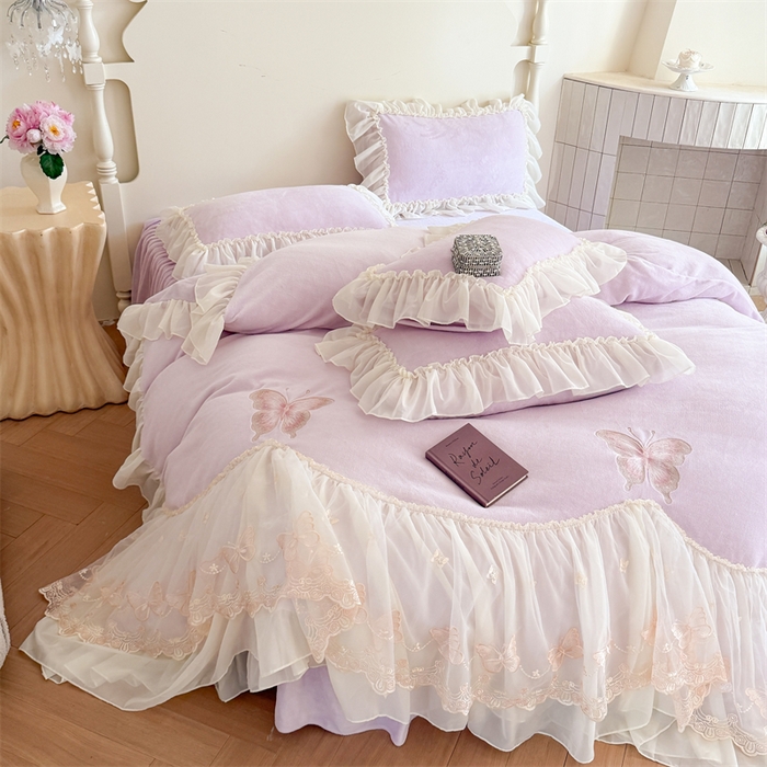 91家纺网 家纺一手货源 找家纺 富盛家纺 2025新款牛奶绒床裙款蕾丝刺绣四件套韩版法式公主风--睡美人系列 睡美人-紫