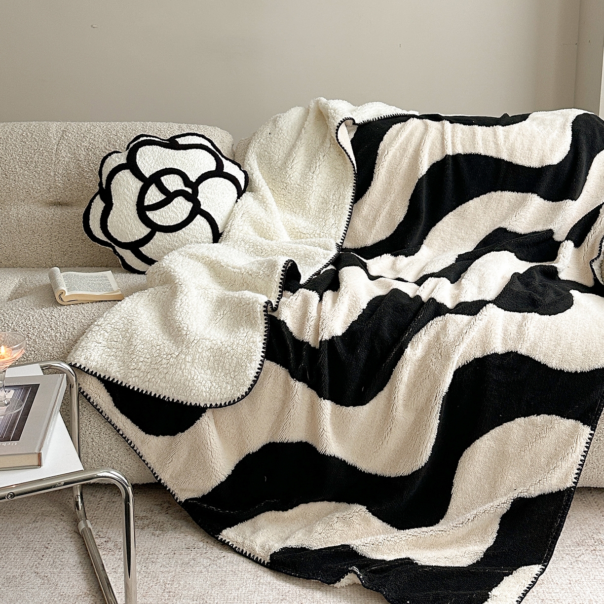 91家纺网 家纺一手货源 找家纺 （总）小叮当家纺仓储工厂店 买家秀 爆款花型2025新款阳离子高克重羊羔绒保暖毯子外贸毯子