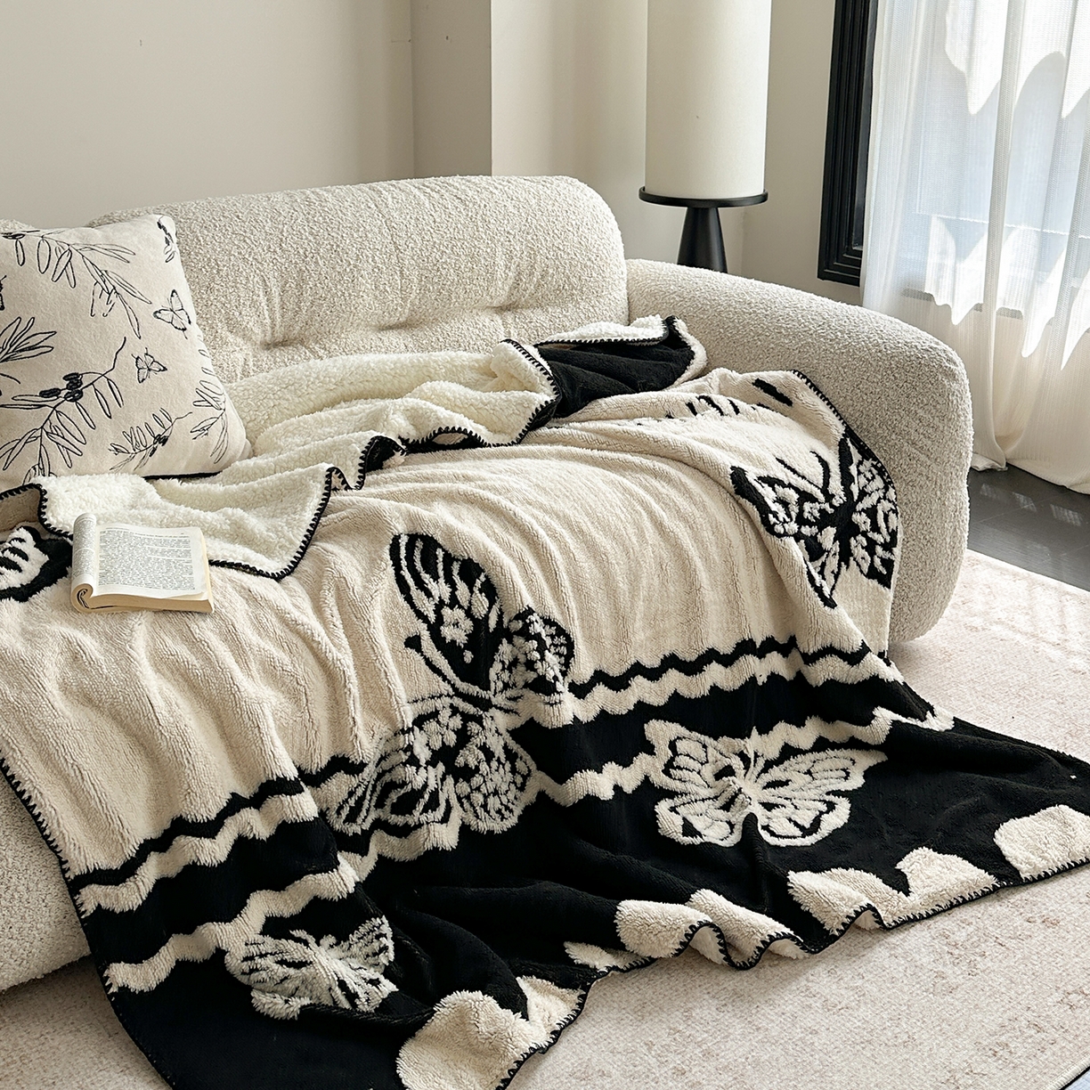 91家纺网 家纺一手货源 找家纺 小叮当家纺仓储工厂店 买家秀 爆款花型2025新款阳离子高克重羊羔绒保暖毯子外贸毯子 蝶影柔梦