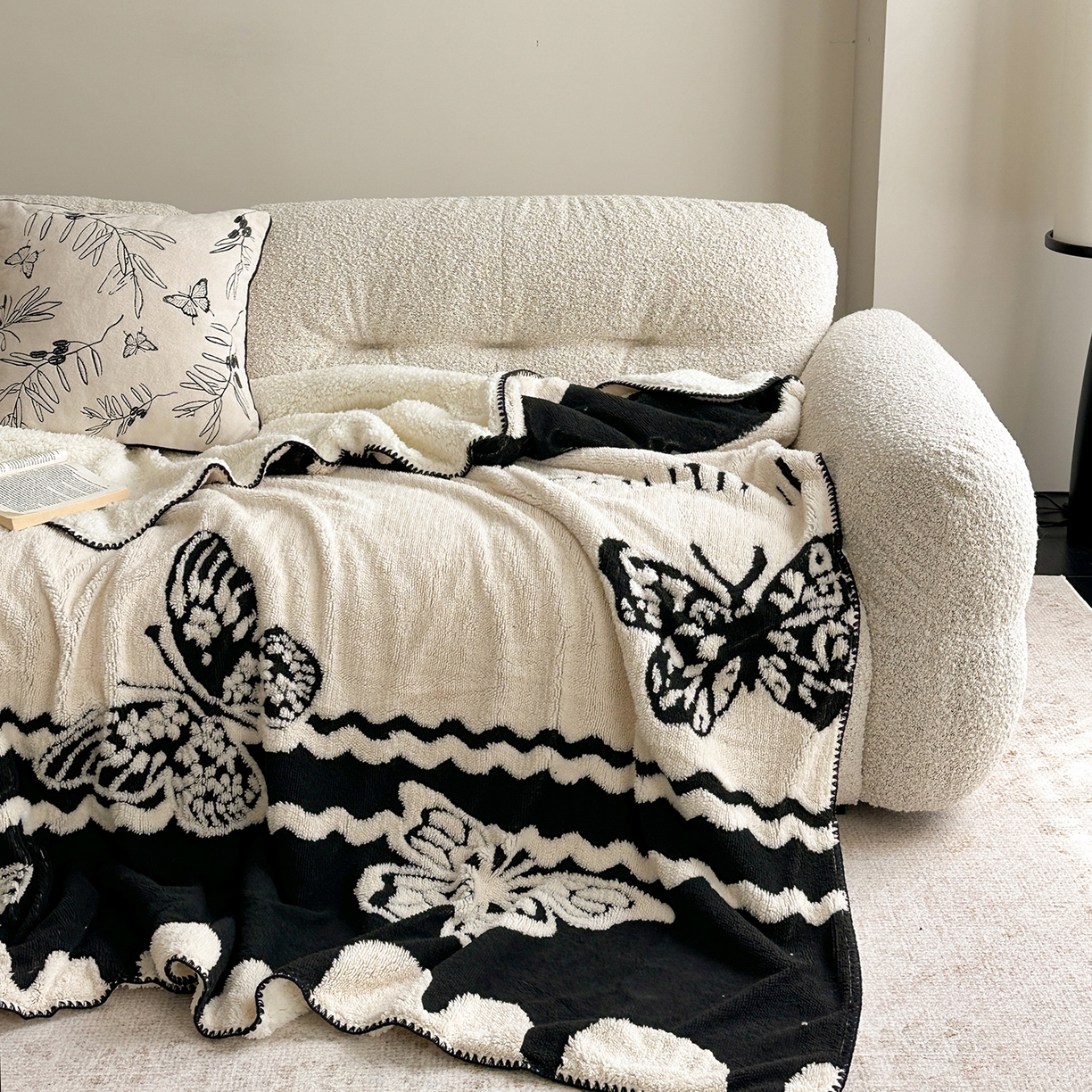 91家纺网 家纺一手货源 找家纺 小叮当家纺仓储工厂店 买家秀 爆款花型2025新款阳离子高克重羊羔绒保暖毯子外贸毯子 蝶影柔梦