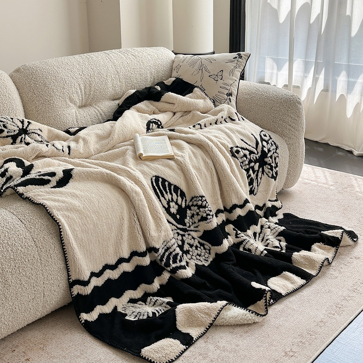 91家纺网 家纺一手货源 找家纺 小叮当家纺仓储工厂店 买家秀 爆款花型2025新款阳离子高克重羊羔绒保暖毯子外贸毯子 蝶影柔梦