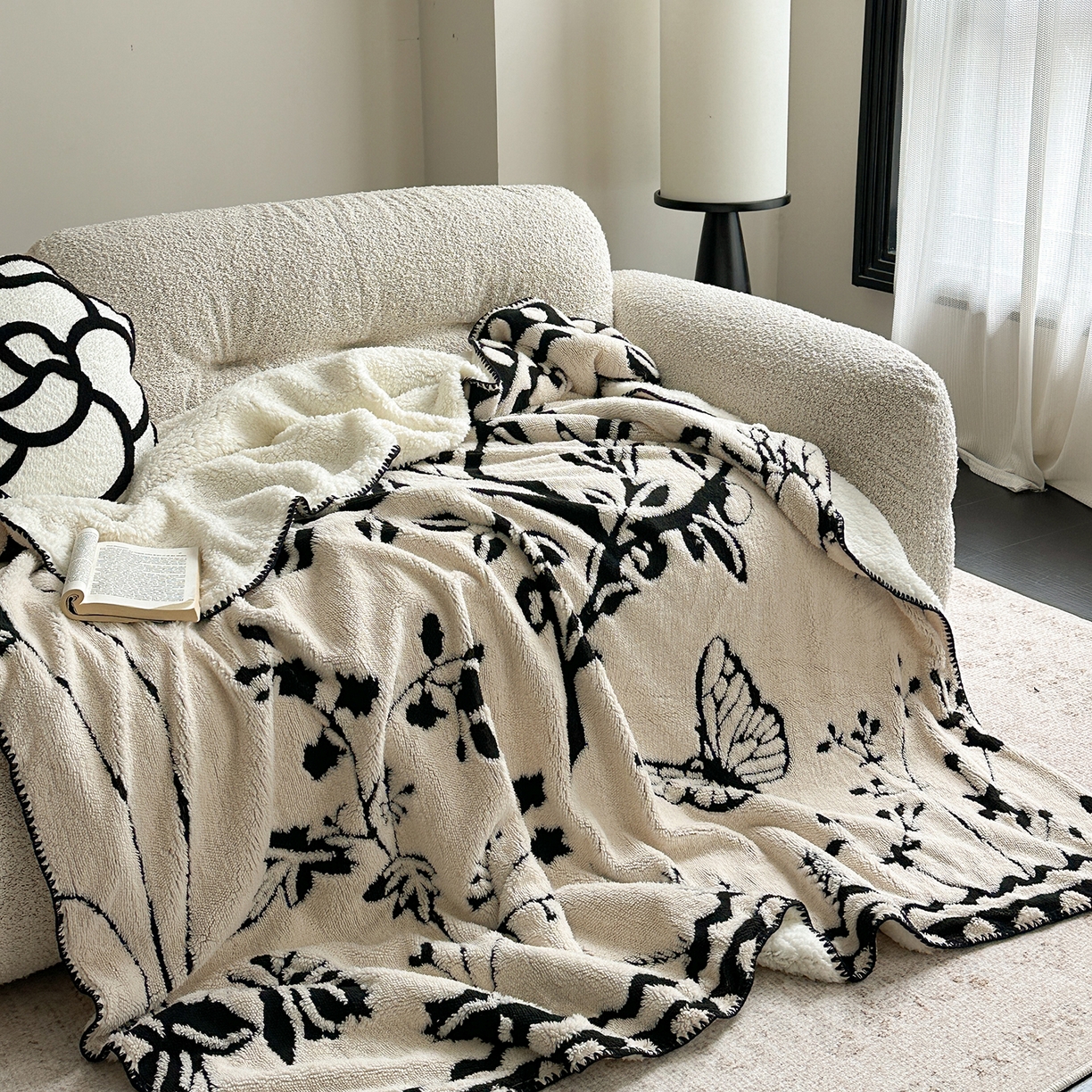 91家纺网 家纺一手货源 找家纺 小叮当家纺仓储工厂店 买家秀 爆款花型2025新款阳离子高克重羊羔绒保暖毯子外贸毯子 幻蝶花韵