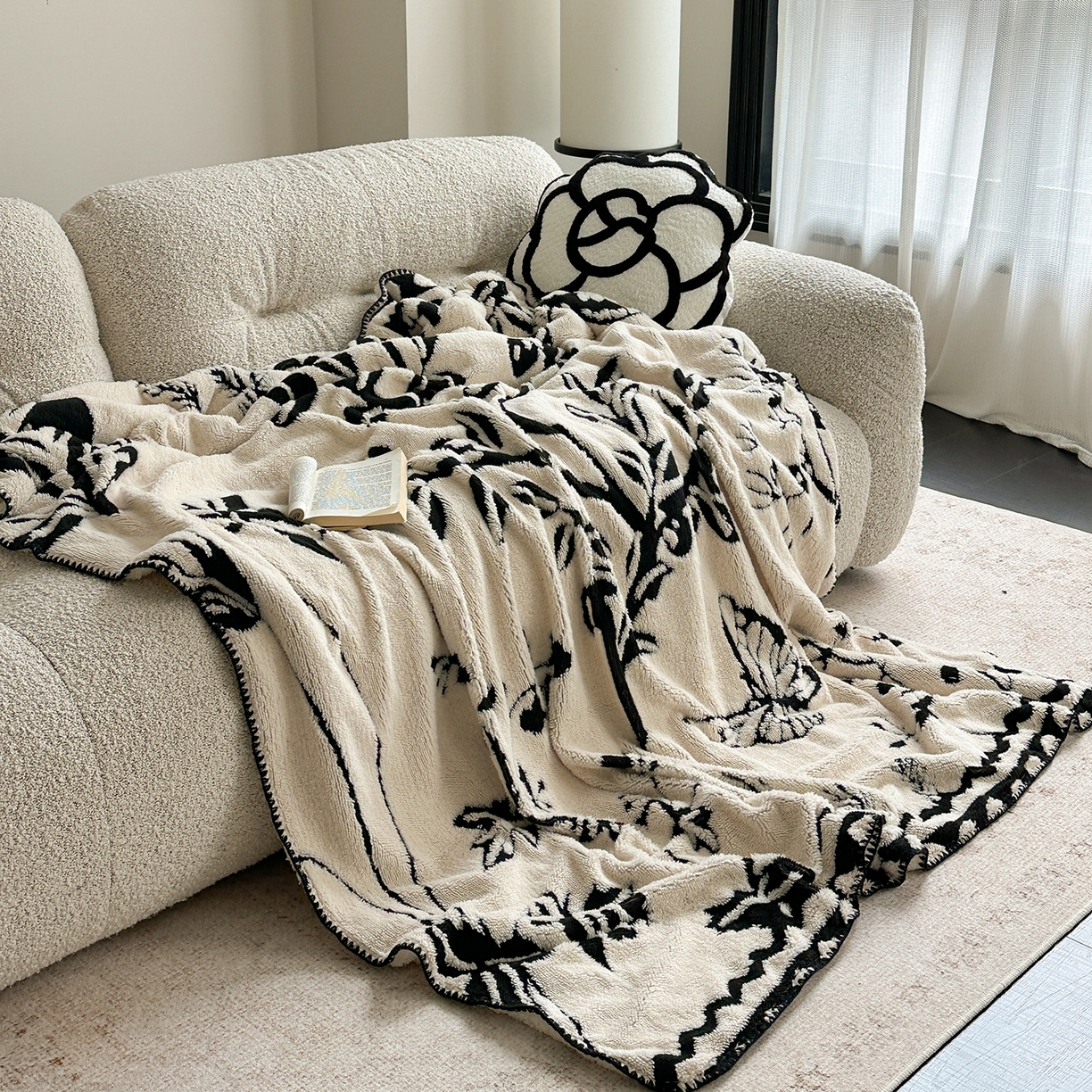 91家纺网 家纺一手货源 找家纺 小叮当家纺仓储工厂店 买家秀 爆款花型2025新款阳离子高克重羊羔绒保暖毯子外贸毯子 幻蝶花韵