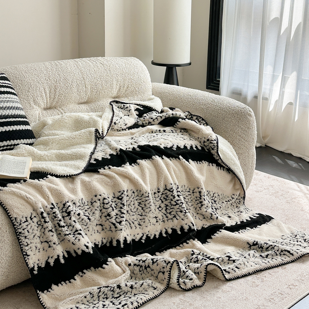 91家纺网 家纺一手货源 找家纺 小叮当家纺仓储工厂店 买家秀 爆款花型2025新款阳离子高克重羊羔绒保暖毯子外贸毯子 墨韵松雪