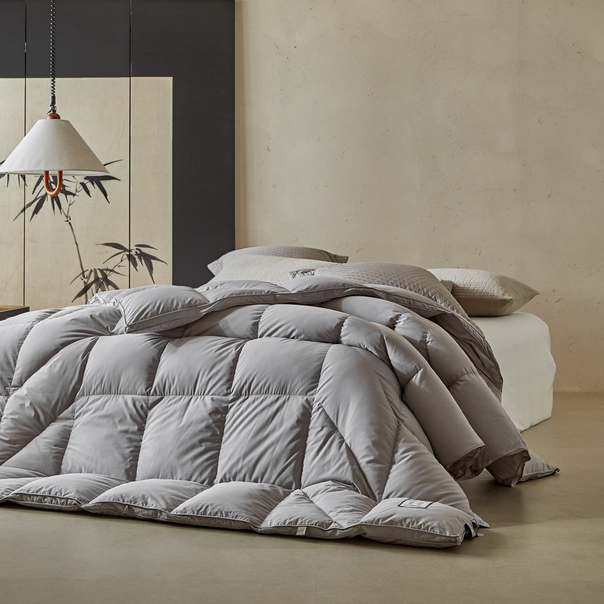 91家纺网 家纺一手货源 找家纺 暖羽屋羽绒馆 2025新款纯色95白鹅绒芯 人体工学鹅绒被子双人加厚2米冬被 春秋被被子被芯 人体工程学被-灰
