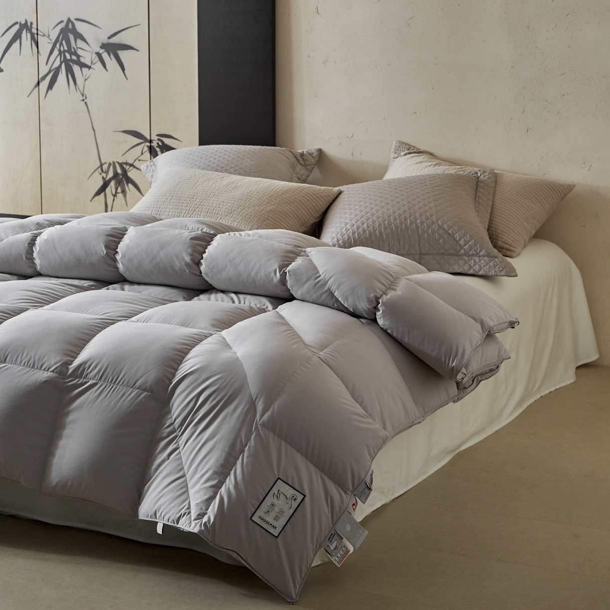 91家纺网 家纺一手货源 找家纺 暖羽屋羽绒馆 2025新款纯色95白鹅绒芯 人体工学鹅绒被子双人加厚2米冬被 春秋被被子被芯 人体工程学被-灰