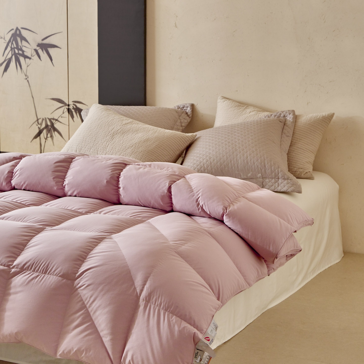 91家纺网 家纺一手货源 找家纺 暖羽屋羽绒馆 2025新款纯色95白鹅绒芯 人体工学鹅绒被子双人加厚2米冬被 春秋被被子被芯 人体工程学被-粉